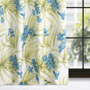 Mari - závěs s botanickým potiskem,  na kroužcích, modré ladění, velikost 140x250cm, lze zkrátit