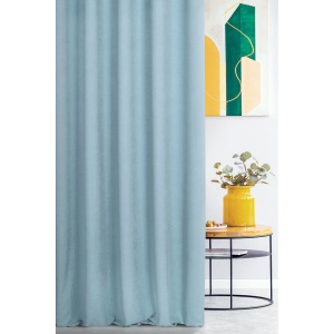 Závěs Adessa, blankytná, šití na míru, řasící páska,  velurovo-semišový vzhled, působí teplým a útulným dojmem