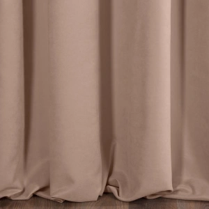 Závěs Adore, barva pudrová růžová,  měkká látka, sametový povrch, šití na míru