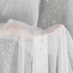 Záclona Sibel,  bílá záclona se zlatavou dekorací,  velikost  300x250cm, na kroužcích, lze zkrátit