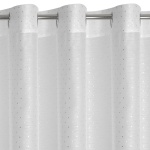 Záclona Sibel,  jemná bílá záclona se stříbrnou dekorací,  velikost  300x250cm, na kroužcích, lze zkrátit