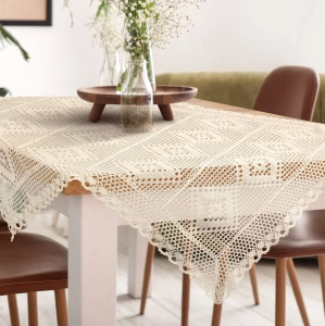 Stolní dekorační ubrus Olivia SB, rustikální romantický boho styl, barva světle béžová, velikost 85x85cm