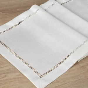 Emily - sada 4ks prostírání s ozdobnou ažurovou výšivkou, barva bílá, velikost, velikost 40x30cm 