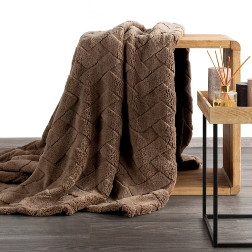 476001 deka Caro tmavě hnědá náhled.webp