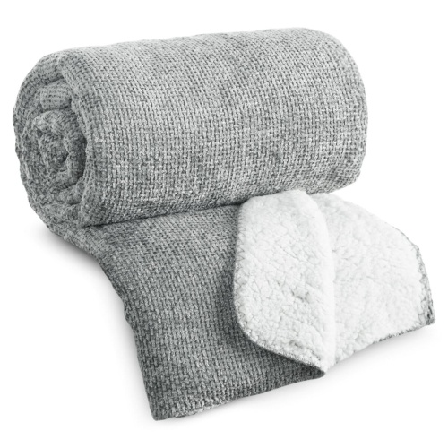 479356 deka Aura.jpg