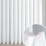 Větší záclona Debra,  bílý matný šifón,  velikost  300x250cm, na kroužcích, lze zkrátit