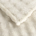 494221 přehoz Nela krémový  detail2.webp