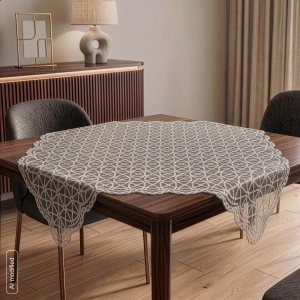 Elegantní stolní ubrus SISI-6, originální styl, bohatá kordonková výšivka, velikost 85x85cm